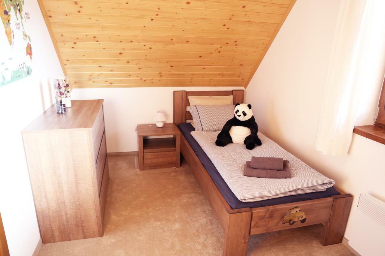 Villa 619 Stara Lesna Bagian luar foto